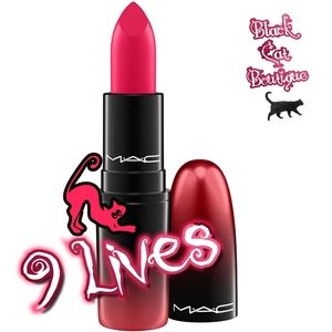 💋 M•A•C Love Me Lipstick 💄